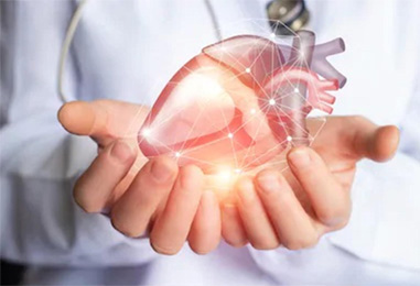 NHS uzmanları tarafından kalp sağlığı muayenesi