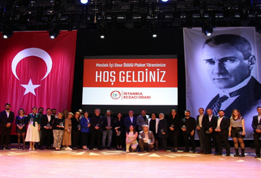 İstanbul Eczacı Odası 2023 yılı Meslek İçi Onur Ödülleri